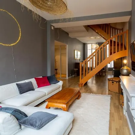 Apartment Contemporary Furnished Duplex With 3 Bedrooms Near All Amenities Bordeaux